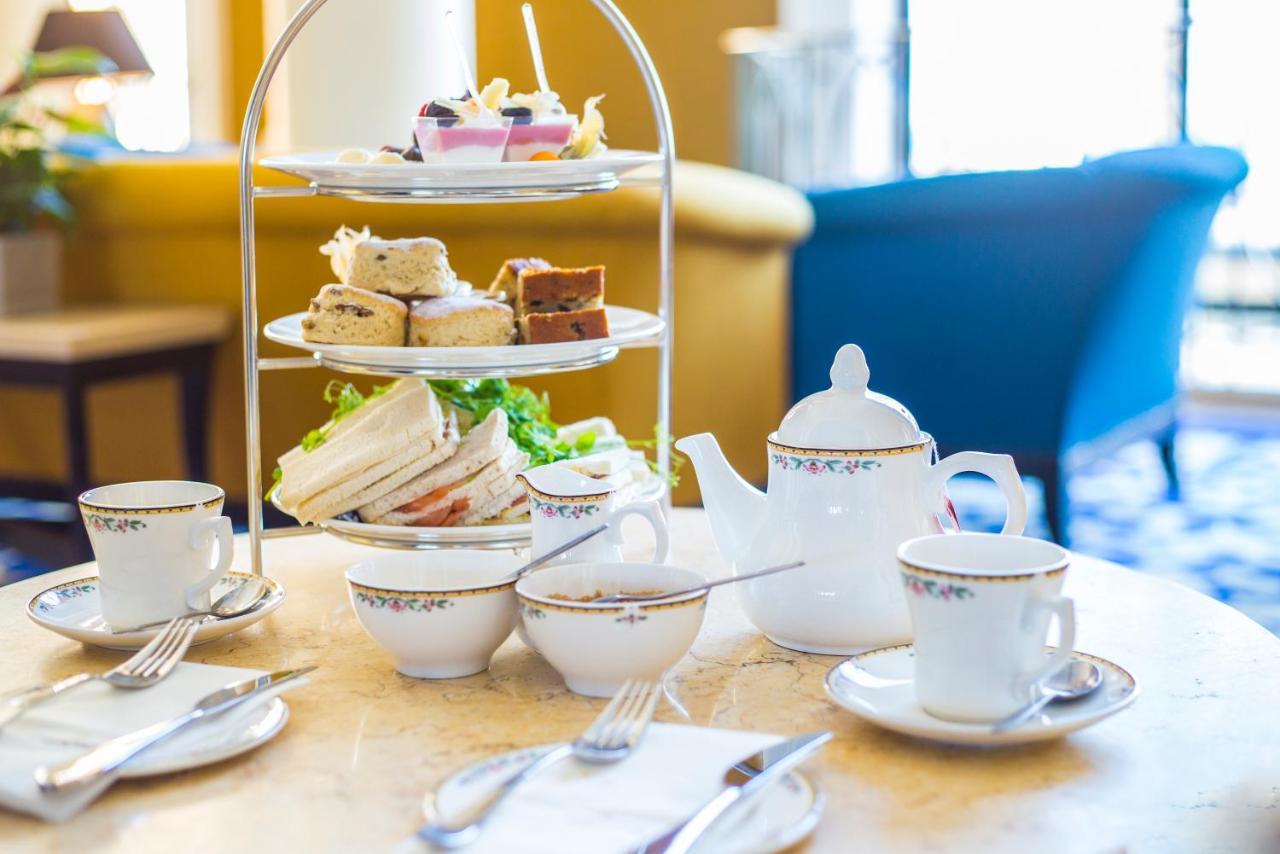 Отель Corinthia St George'S Bay Сент Джулианс Экстерьер фото Afternoon tea at the InterContinental London Park Lane